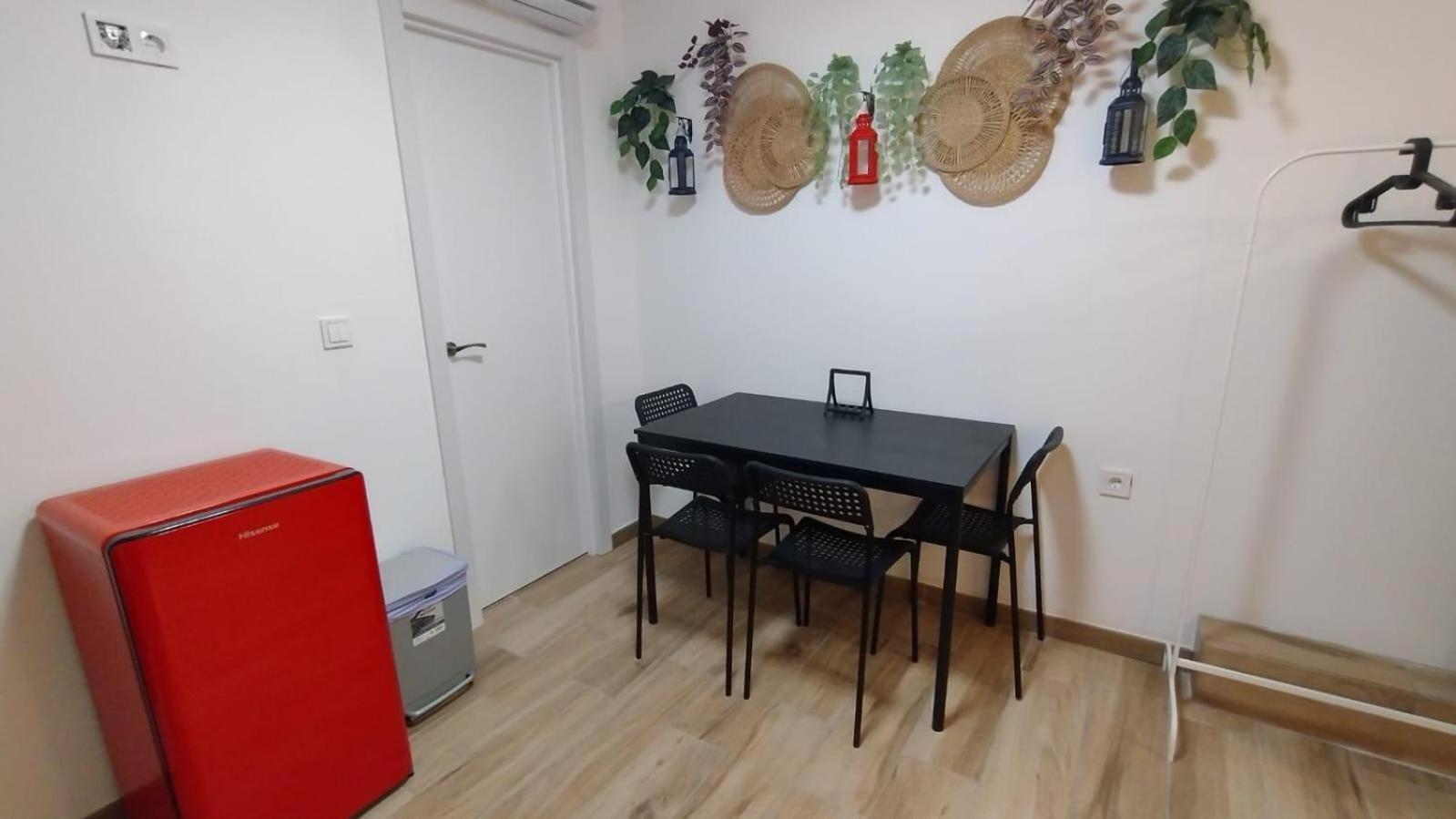 Apartamentos Marques 阿利坎特 外观 照片